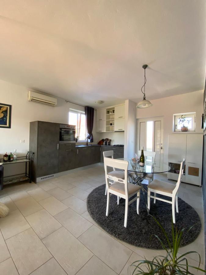Beautiful Island House Ugljan Daire Dış mekan fotoğraf