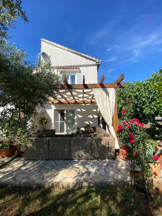 Beautiful Island House Ugljan Daire Dış mekan fotoğraf